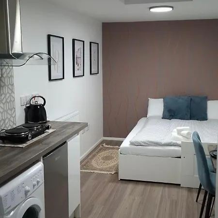 Beautiful Cozy Studio